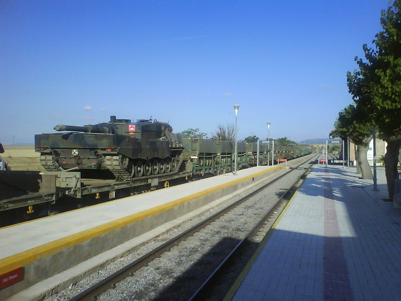 trenmilitarencastuera2.jpg