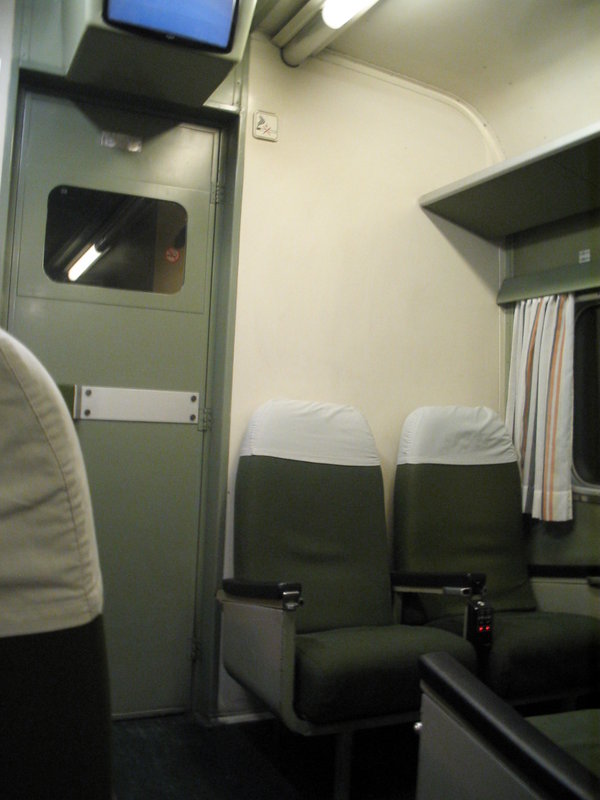 talgo 3 interior 2ª 1.jpg