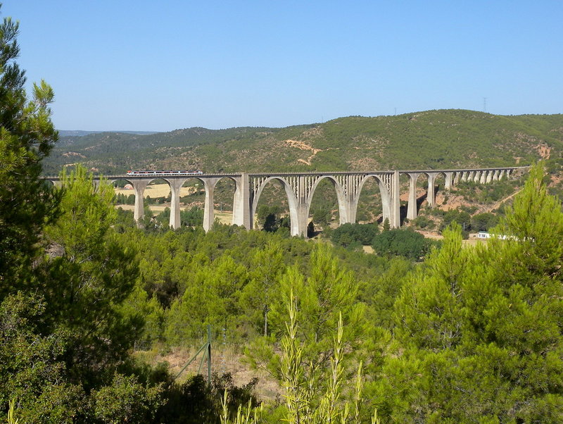 RENFE-Valencia-Utiel-Cuenca03- 23-08-2009.jpg