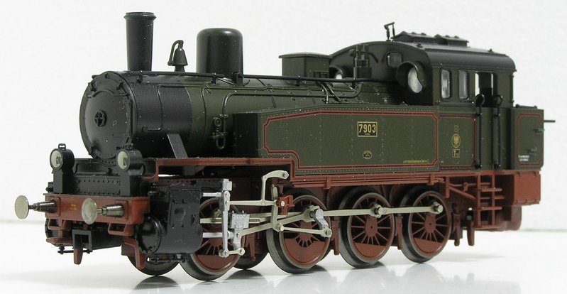 2 T 13 Trix 22507.JPG