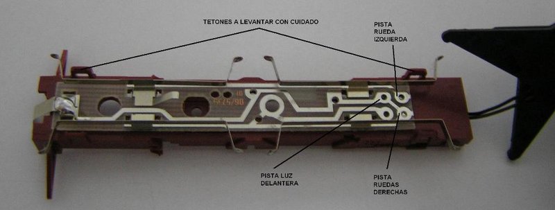 3 FLM 4821 pistas luz y ruedas.JPG