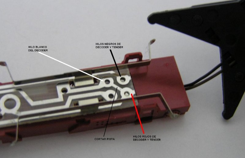 4 FLM 4821 pistas luz y ruedas.JPG