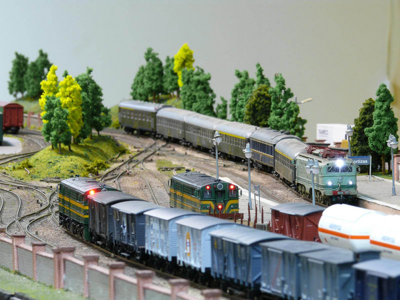 2011 09 25 7600 JG expreso 8000s (14).jpg