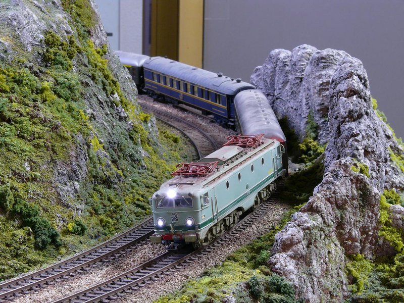 2011 09 25 7600 JG expreso 8000s (20).jpg