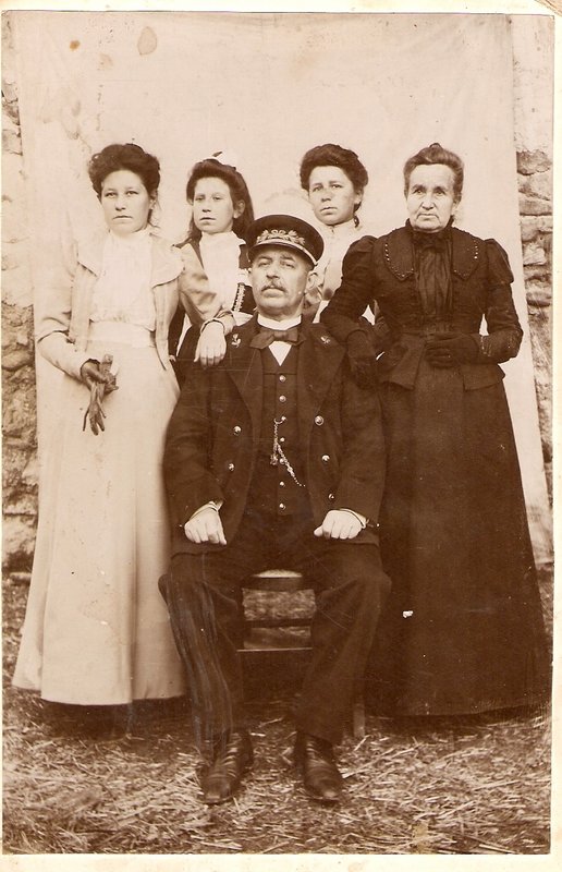 TT primer jefe estación de Malón.jpg