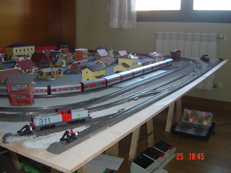 FOTOS MAQUETA NUEVA MARZO 2012 052.JPG