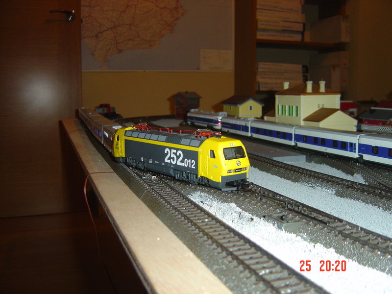 FOTOS MAQUETA NUEVA MARZO 2012 072.JPG