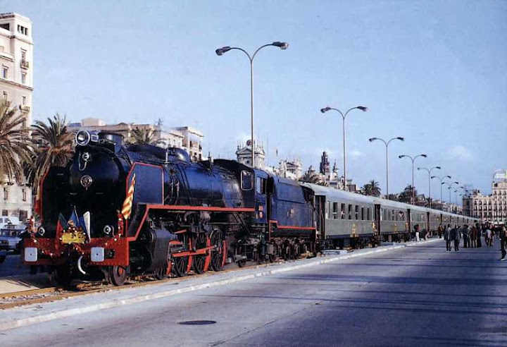 Vapor al Moll de la Fusta.jpg