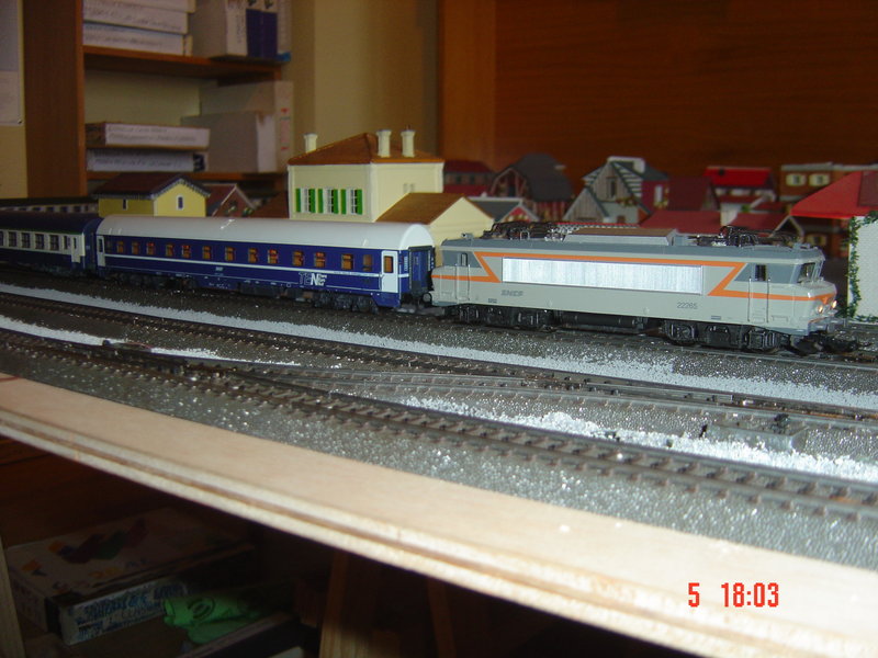 FOTOS TRENES EXTRANJEROS MAQUETA NUEVA 002.JPG