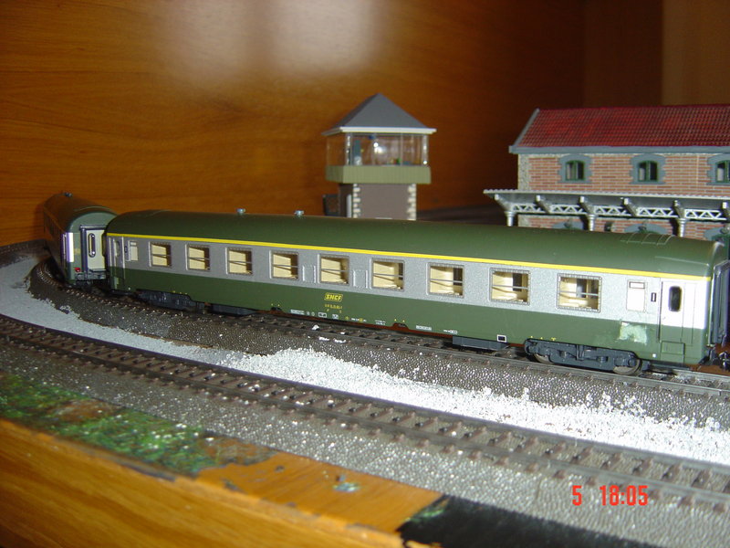 FOTOS TRENES EXTRANJEROS MAQUETA NUEVA 010.JPG