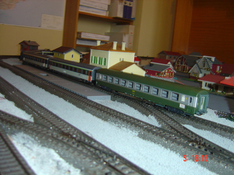 FOTOS TRENES EXTRANJEROS MAQUETA NUEVA 019.JPG