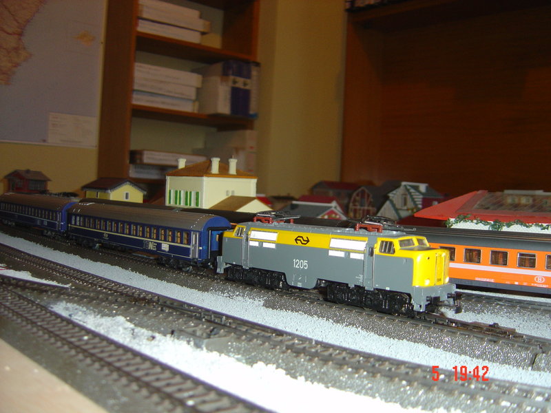 FOTOS TRENES EXTRANJEROS MAQUETA NUEVA 036.JPG