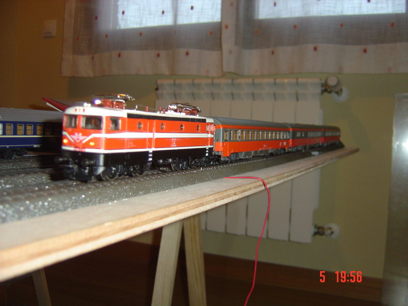 FOTOS TRENES EXTRANJEROS MAQUETA NUEVA 039.JPG