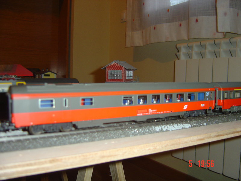 FOTOS TRENES EXTRANJEROS MAQUETA NUEVA 041.JPG