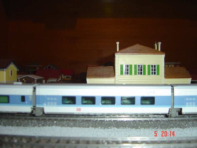 FOTOS TRENES EXTRANJEROS MAQUETA NUEVA 048.JPG