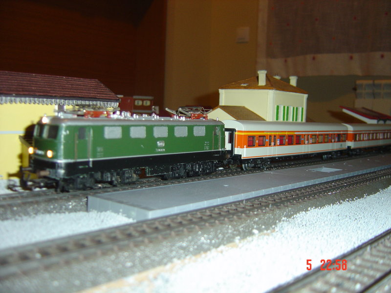 FOTOS TRENES EXTRANJEROS MAQUETA NUEVA 072.JPG
