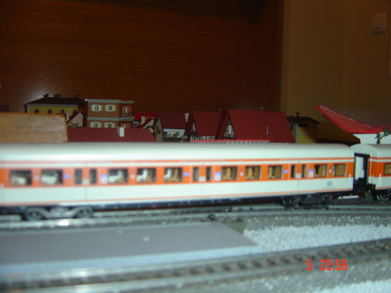 FOTOS TRENES EXTRANJEROS MAQUETA NUEVA 074.JPG