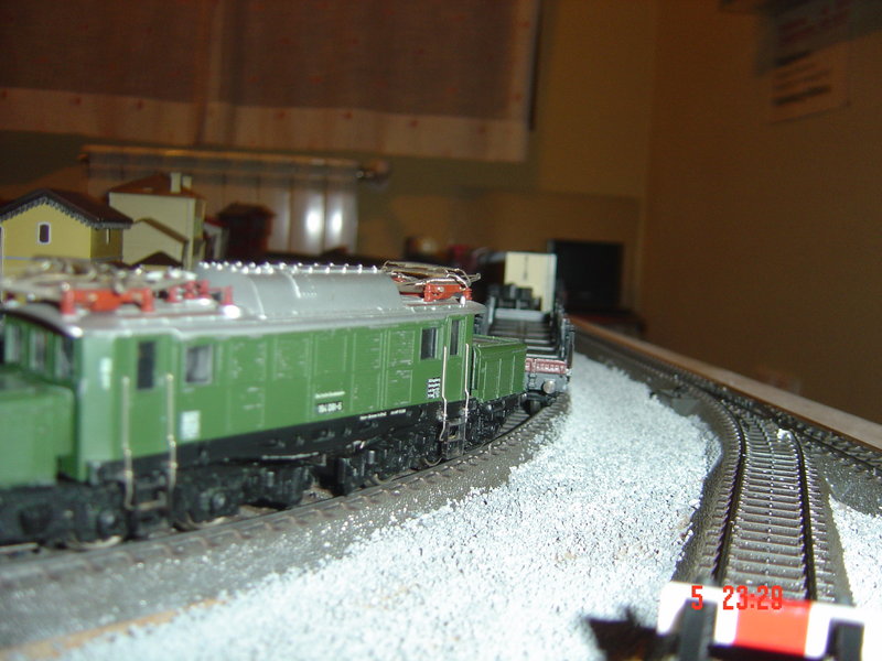 FOTOS TRENES EXTRANJEROS MAQUETA NUEVA 086.JPG