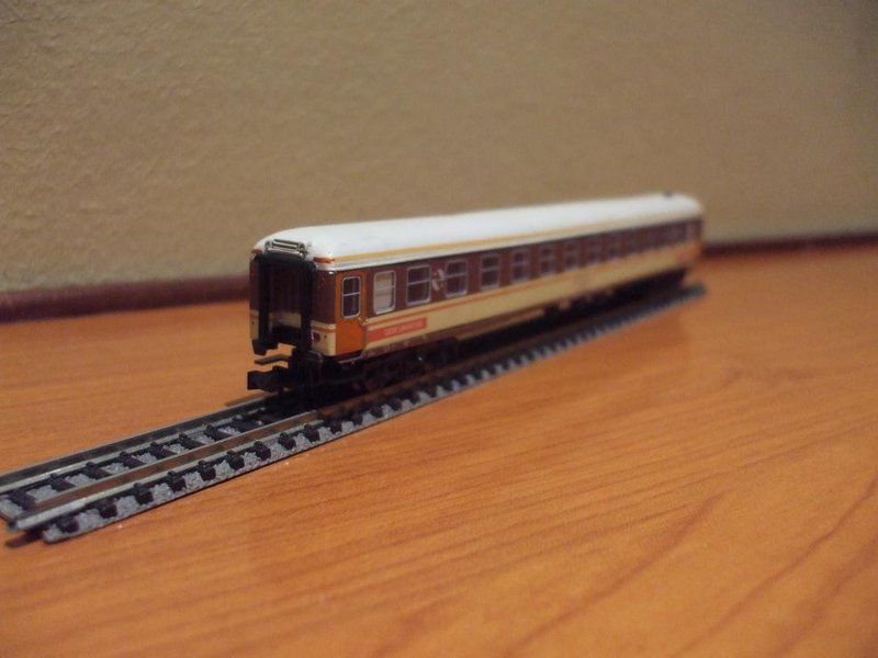 LL-1004 001.jpg