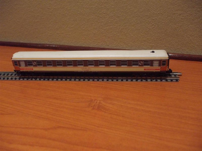 LL-1004 002.jpg