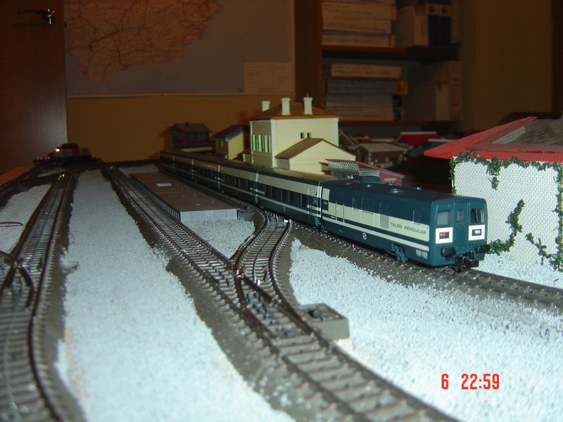 TALGOS Y RAPIDOS MAQUETA NUEVA 037.JPG