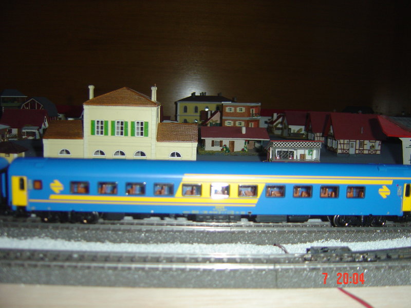 TALGOS Y RAPIDOS MAQUETA NUEVA 073.JPG