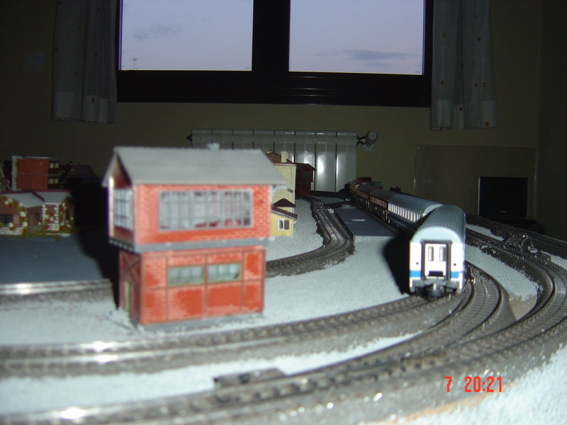 TALGOS Y RAPIDOS MAQUETA NUEVA 082.JPG