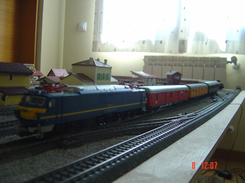 ESTRELLAS Y EXPRESOS MAQUETA NUEVA 018.JPG