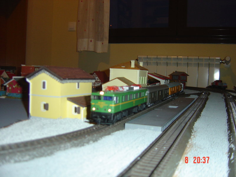 ESTRELLAS Y EXPRESOS MAQUETA NUEVA 076.JPG
