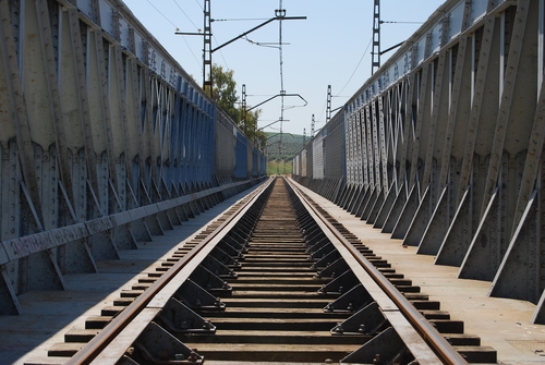Puente de Hierro Linea Cordoba-Malaga interior lado intercambiador.jpg