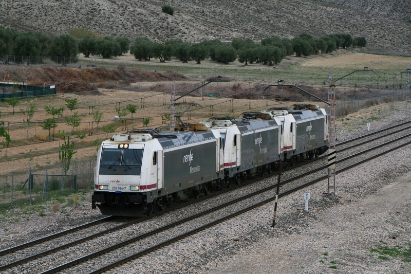 Triple de 253.jpg
