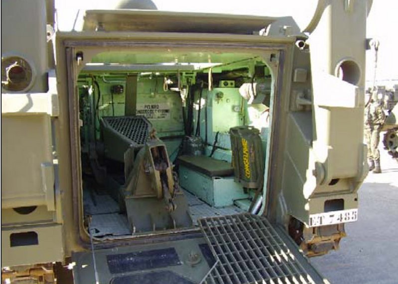 M-113 REP RCLAC 14 VILLAVICIOSA 3.jpg