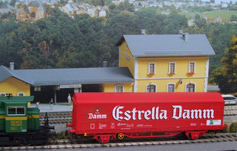 Estrella Damm.JPG