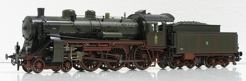 2 S 10.1 Roco 3-4 frante.JPG