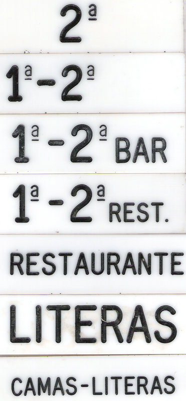 Piezas del antigua cuadro de información al publico 002.jpg
