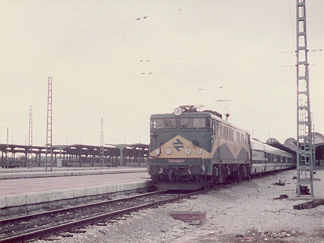 269 601 talgo pendular madrid chamartin.jpg