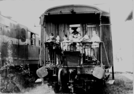 ultimos trenes en Doña Mencia  bis.jpg