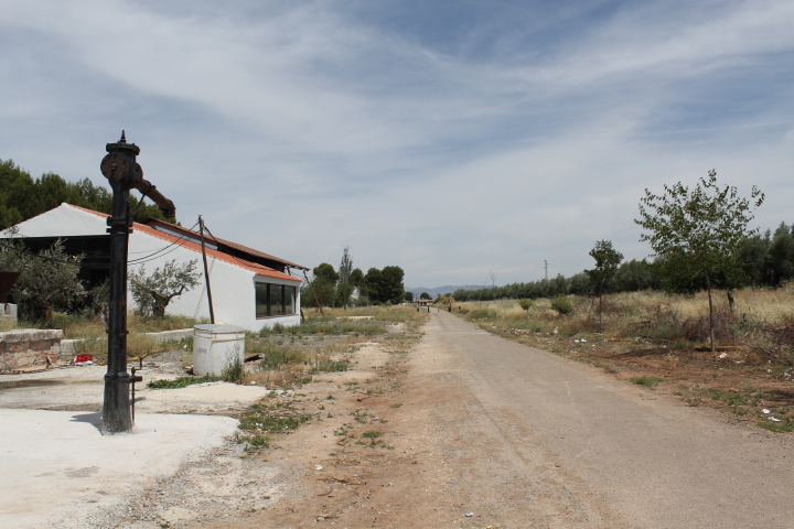 aguada estación de Luque lado Jaén.jpg