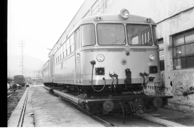 Ferrobus procedente de Alemania en Caf de Irun 1967.jpg