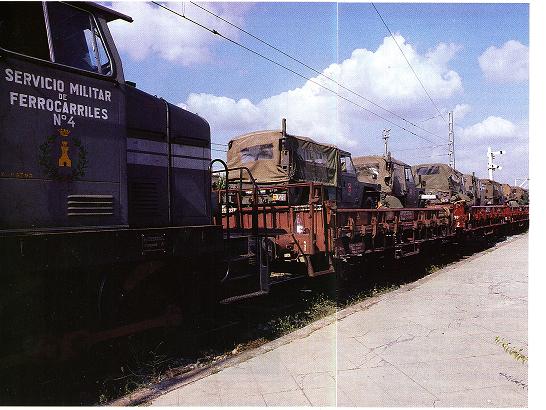 tractor henschel con tren land rover.jpg