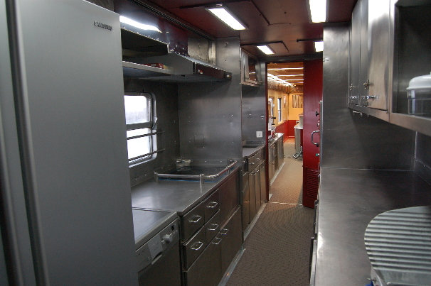 R9-9908 cocina nueva.jpg