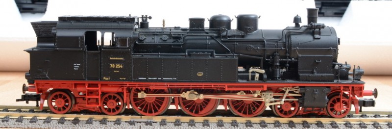 sJB3044-2.jpg