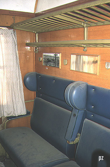 8748-5INTERIOR BB-8500.jpg