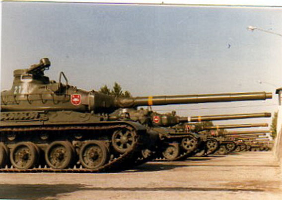 AMX-30 RCLAC 14 VILLAVICIOSA 212t.jpg