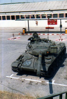 AMX-30 RCLAC 14 VILLAVICIOSA.jpg