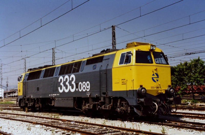 7886198066_49a154427d_k.jpg