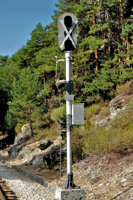 RENFE - Avanzada E2 Siete Picos.jpg