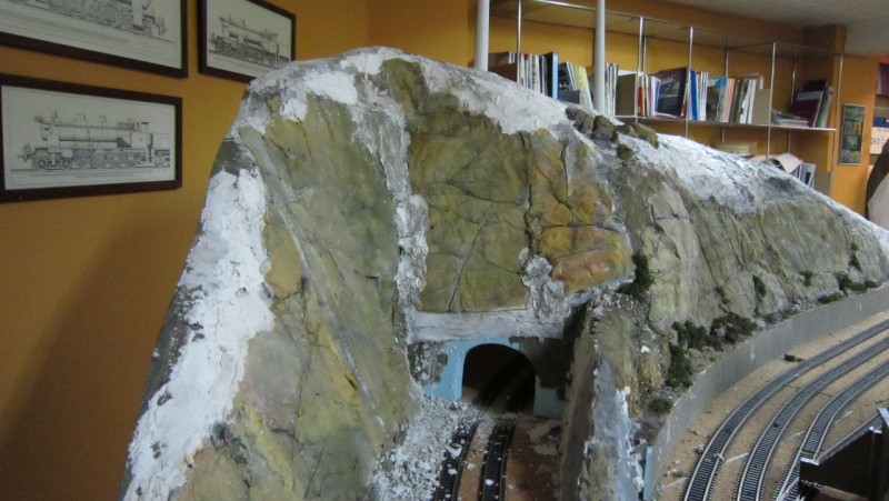 roca 010 (1280x721) (1280x721).jpg