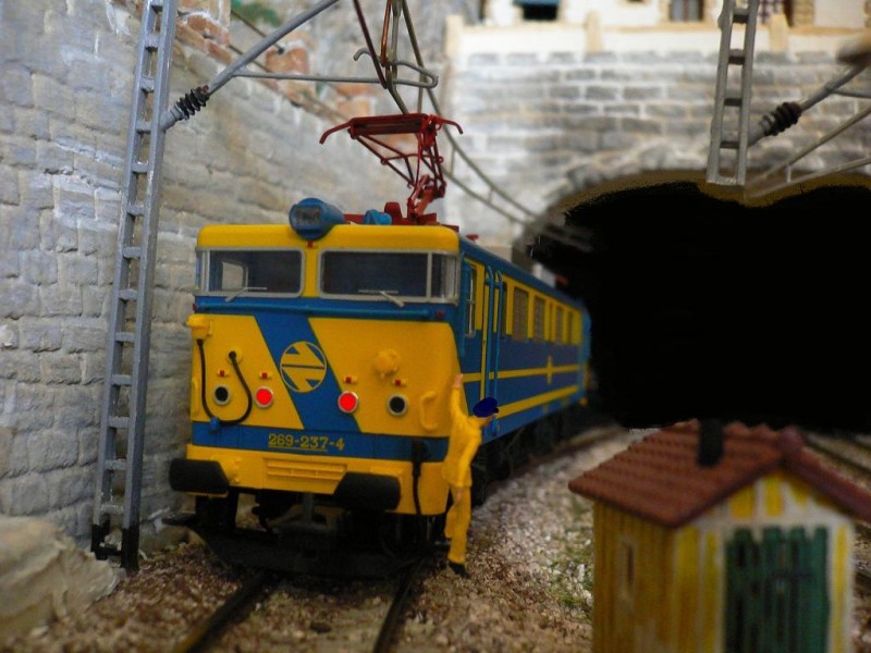 9.JPG