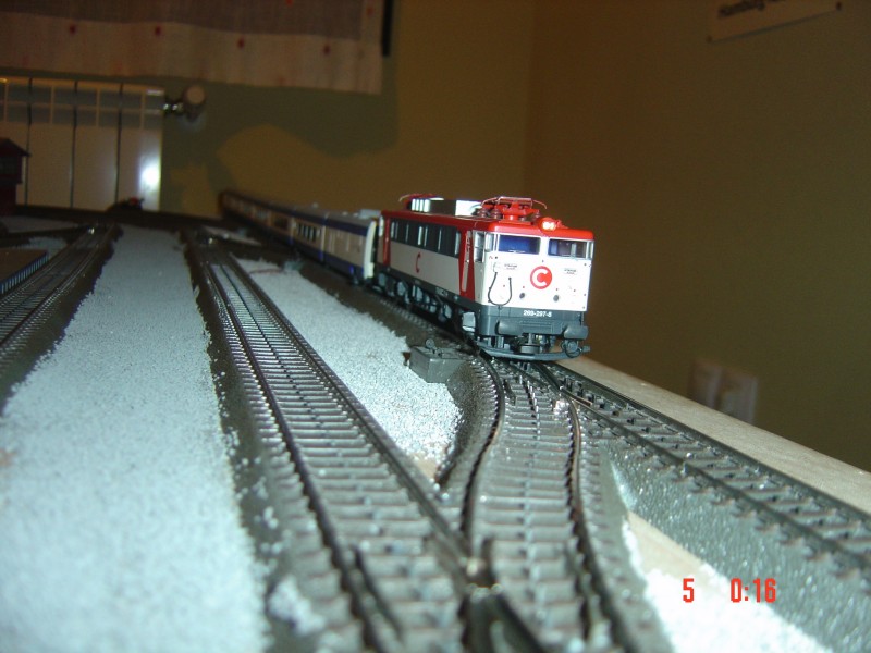 TALGOS PENDULARES REFORMADOS POLY MAQUETA 2012 004.JPG